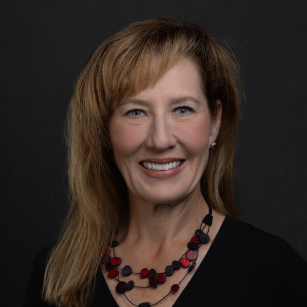 Photo of Wendy Homeyer